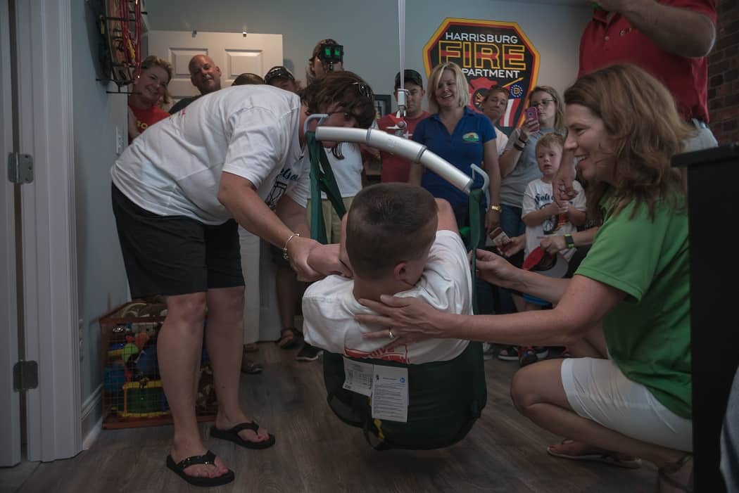 Connor uses his lift for the first time after the big reveal