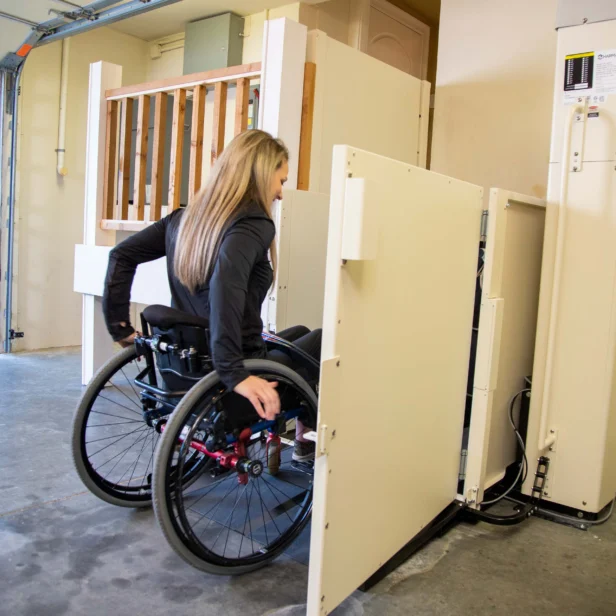 harmar highlander ii vertical platform lift.