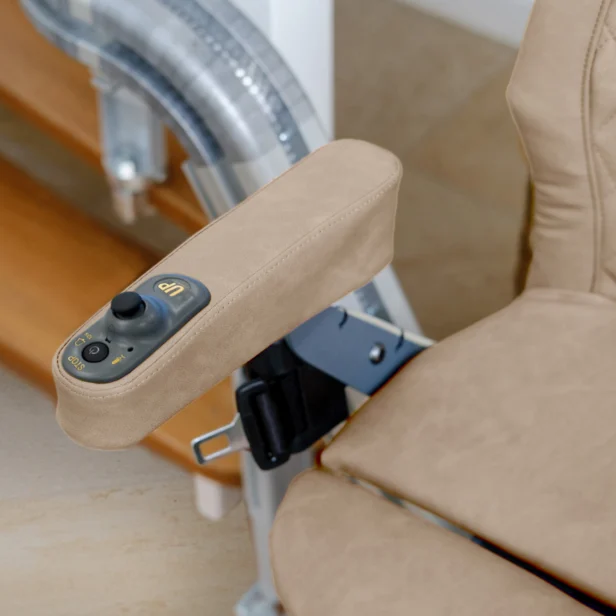 harmar up lift curved stairlift.