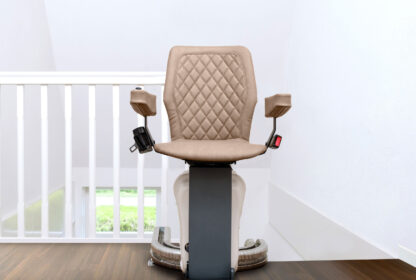 harmar up lift curved stairlift.