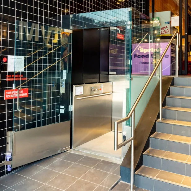 savaria v-1504 prestige vertical platform lift.